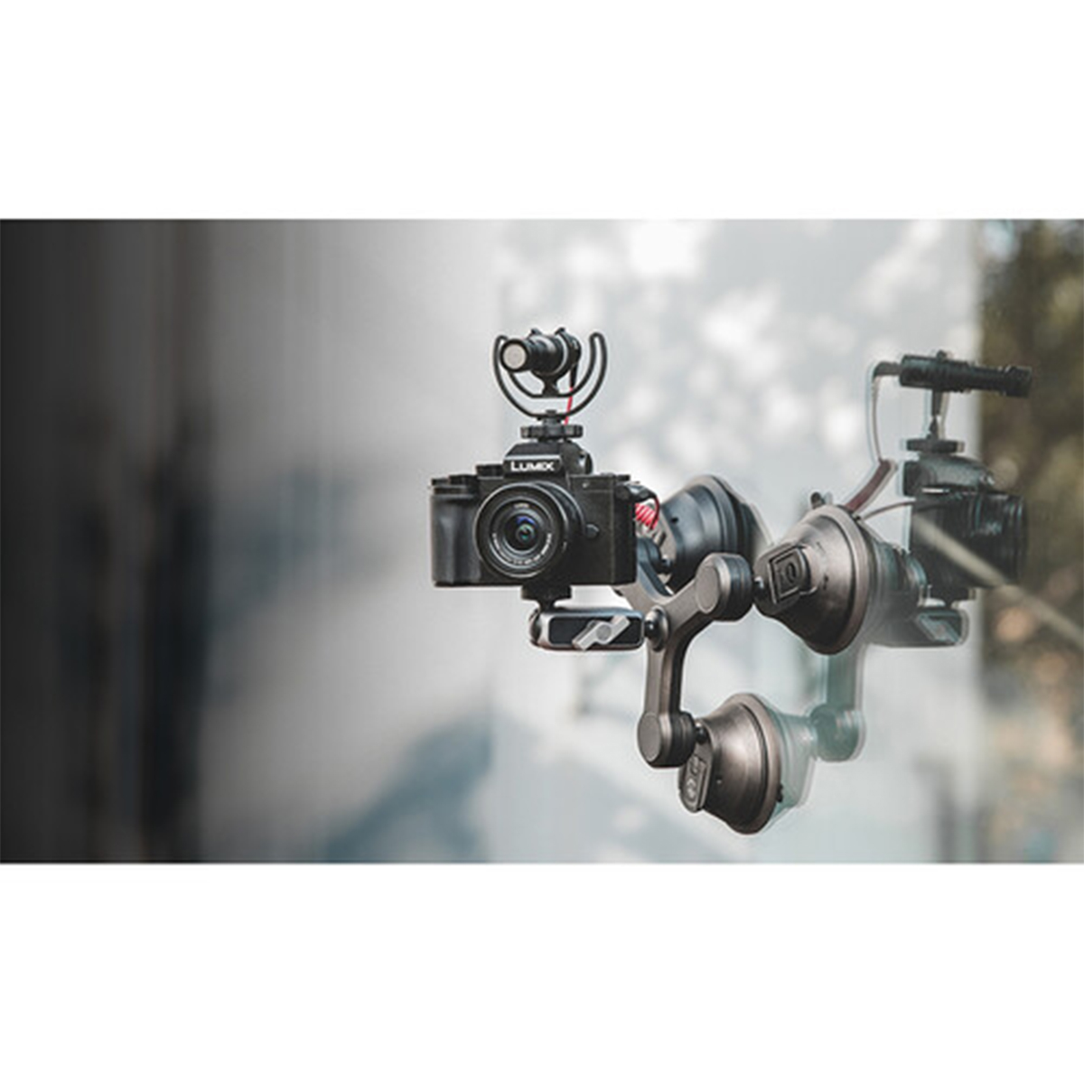 PGYTECH THREE ARM SUCTION MOUNT